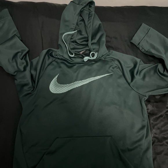 Nike hoodie - Picture 1 of 3
